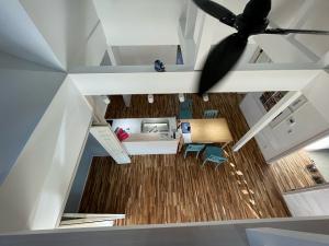 ロフトから見下ろして