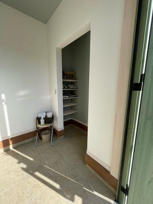 シューズクローク